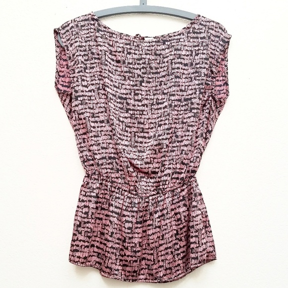 Coco Love Tops - Sleeveless Open Back Blouse